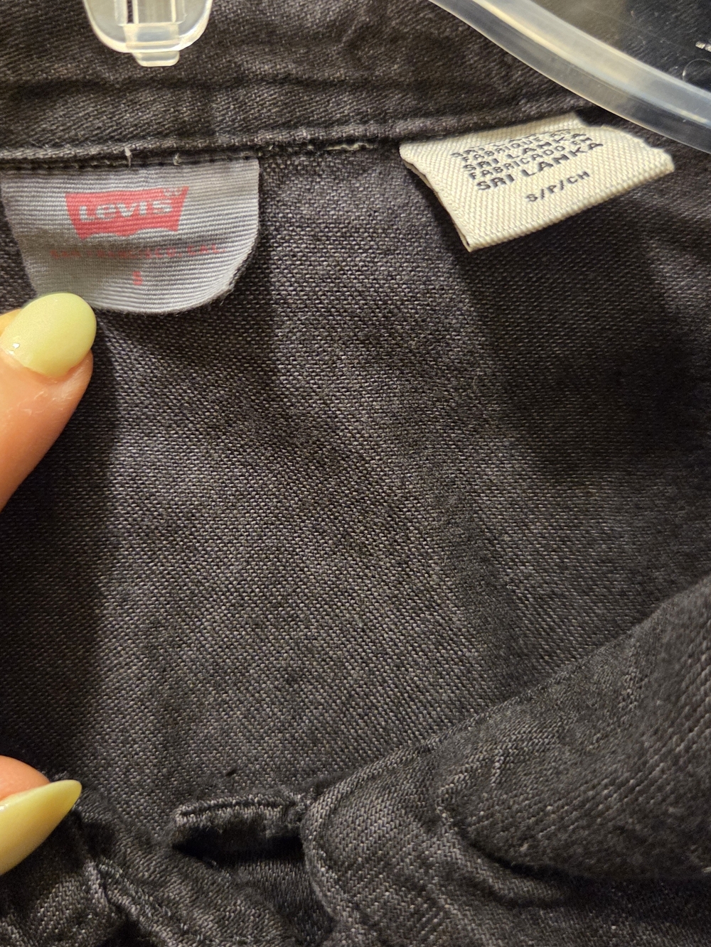 Levi's Black Ruffled Collar Button-Front Blouse - Picture 4 of 6